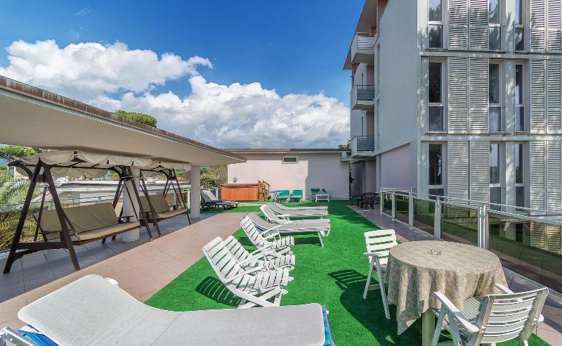 Hotel Il Caravaggio Marina di Pietrasanta Exteriör bild