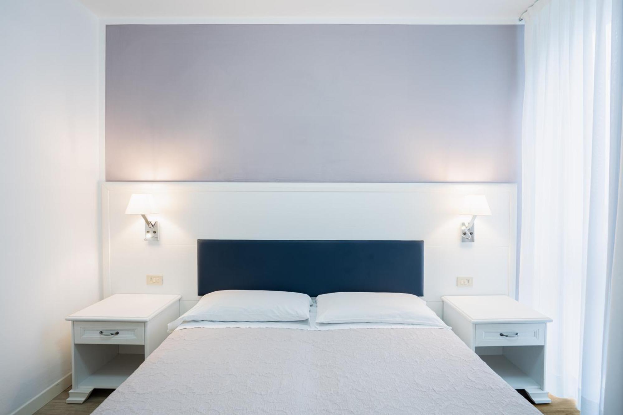 Hotel Il Caravaggio Marina di Pietrasanta Exteriör bild